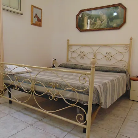 Cristina Hotel *