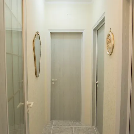 Cristina Hotel