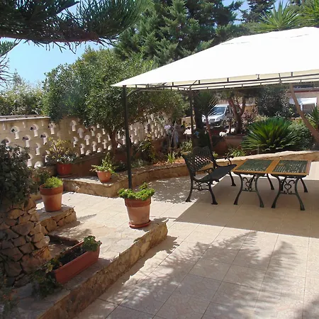 Cristina Hotel *