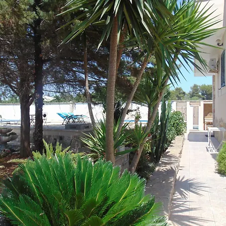 Cristina Hotel
